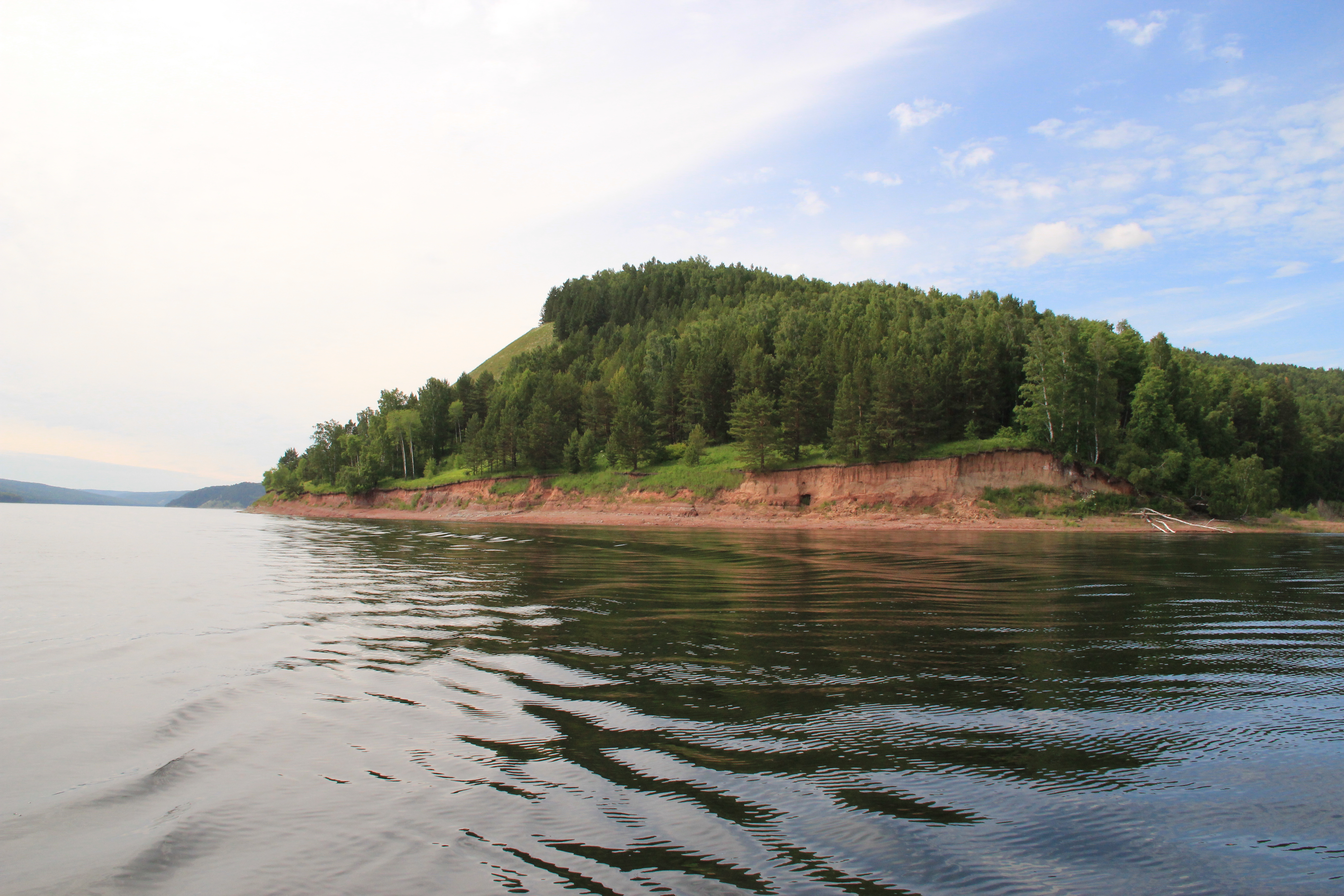 Красноярское водохранилище.